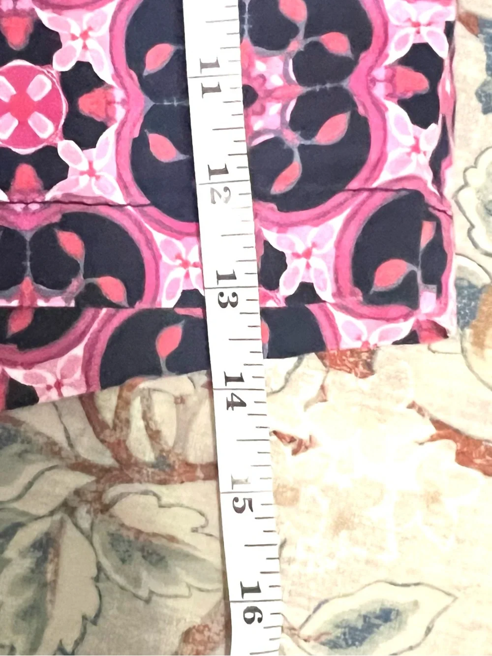 Crown & Ivy,Pink/Navy Shorts Preppy Coastal Summer Golf Resort Chic, Size 4